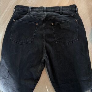 Wrangler Women's Black Straight Leg Jeans